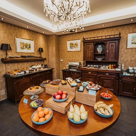 Platan - Platan Bed & Breakfast 4*